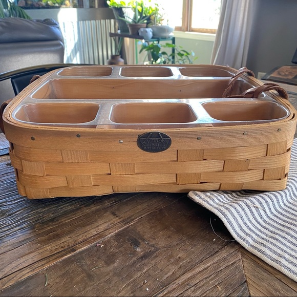 Other - Peterboro Basket Co weaved basket tray